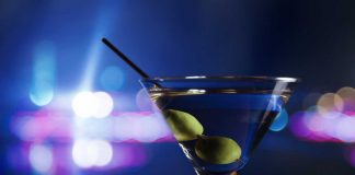 Dry Martini – Gin Cocktail