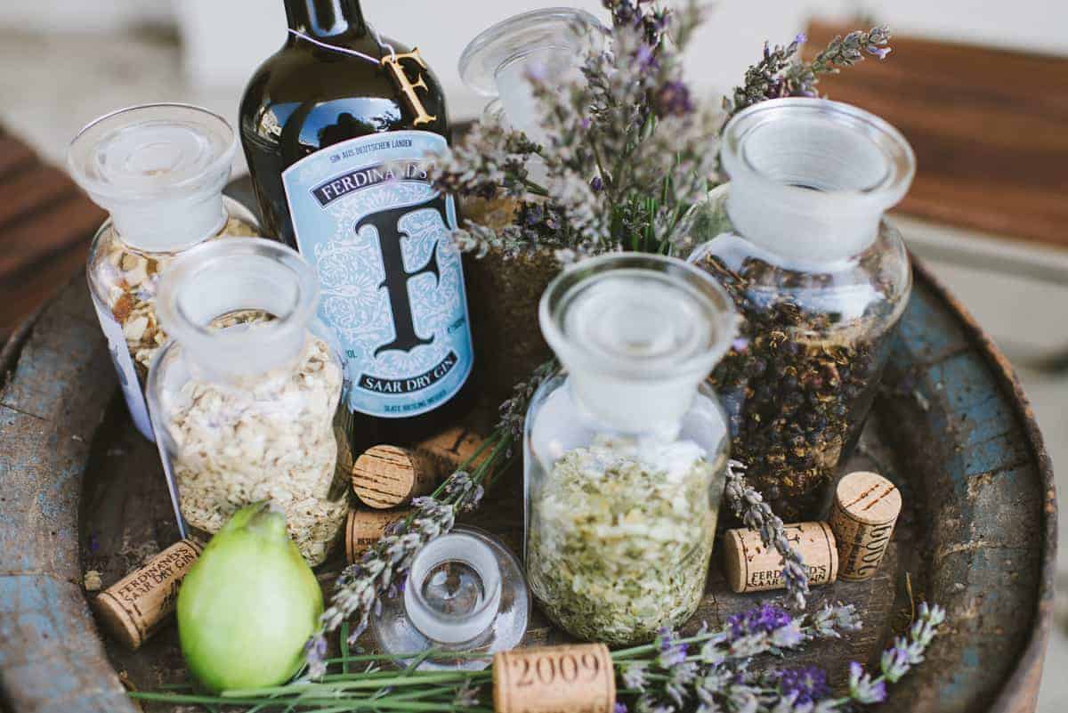 w_Ferdinand_Picture_BotanicalsBottle