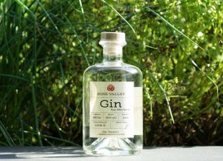 Testbericht Rose Valley Gin – Rose Valley Special Eine Flasche des Rose Valley Special Gins