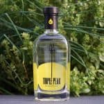 Testbericht Triple Peak London Dry Gin Eine Flasche des Triple Peak London Dry Gins