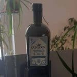Testbericht Gunroom Navy Gin Eine Flasche des Gunroom Navy Gins