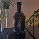 Testbericht Pink Grapefruit Gin Eine Flasche des Hoos Gins Pink Grapefruit