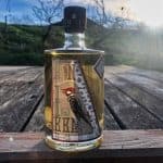 Testbericht Tenu Le Bon Tikka Gin Eine Flasche des Menu Le Bon Tikka Gins