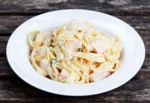 Lachs Tagiatelle mit cremiger Tomaten Gin Sauce Gin Rezept Gin Lachs Pasta