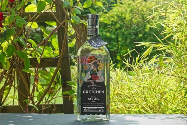 Eine Flasche des Gretchen Dry Gins